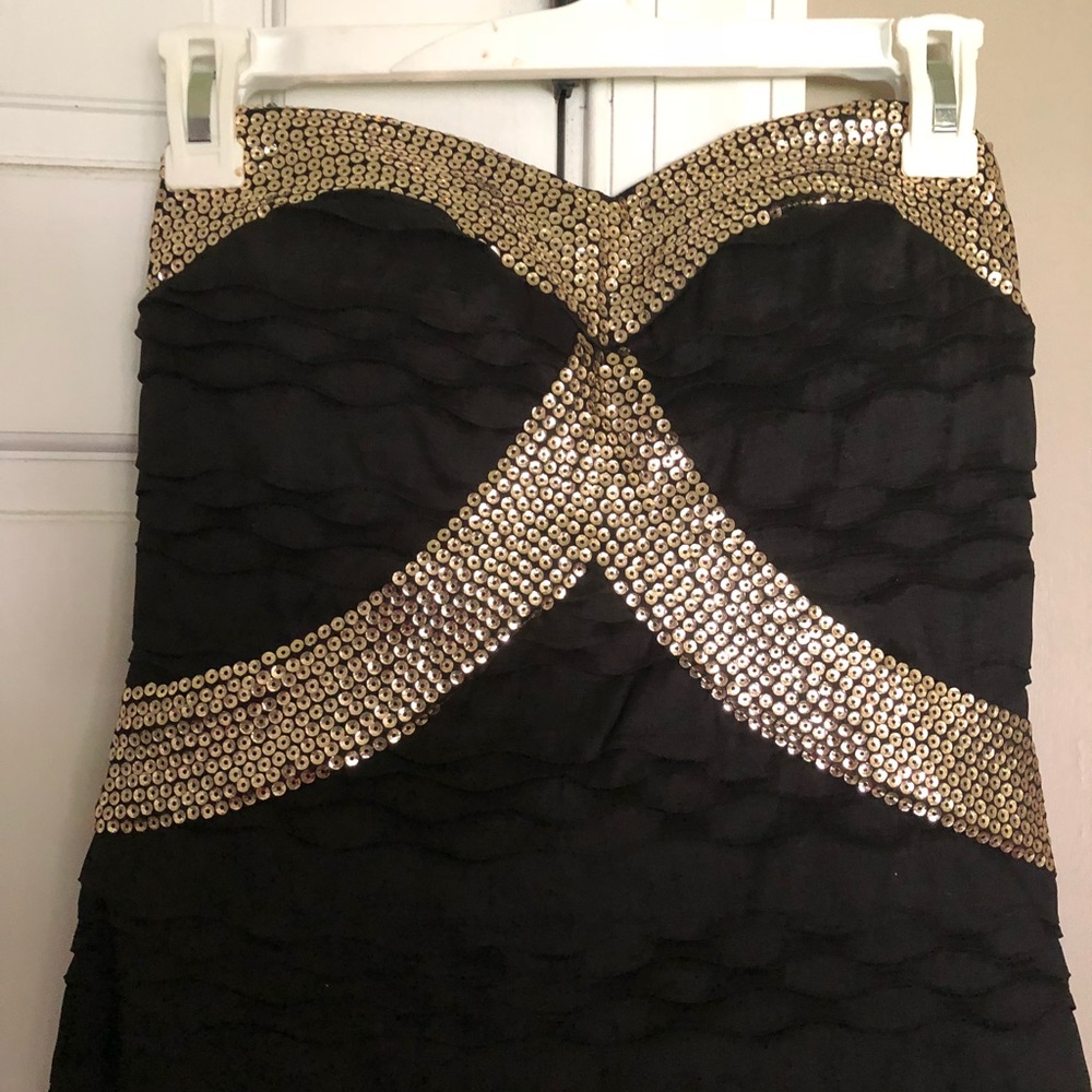 Dress - Picture 3 of 3